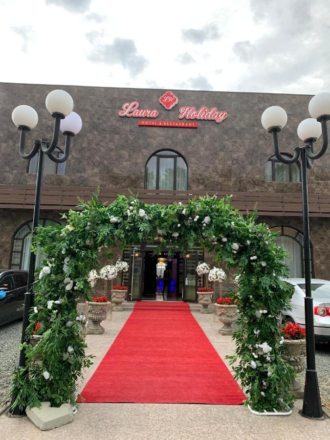 Laura Holiday Otel Brăila Dış mekan fotoğraf