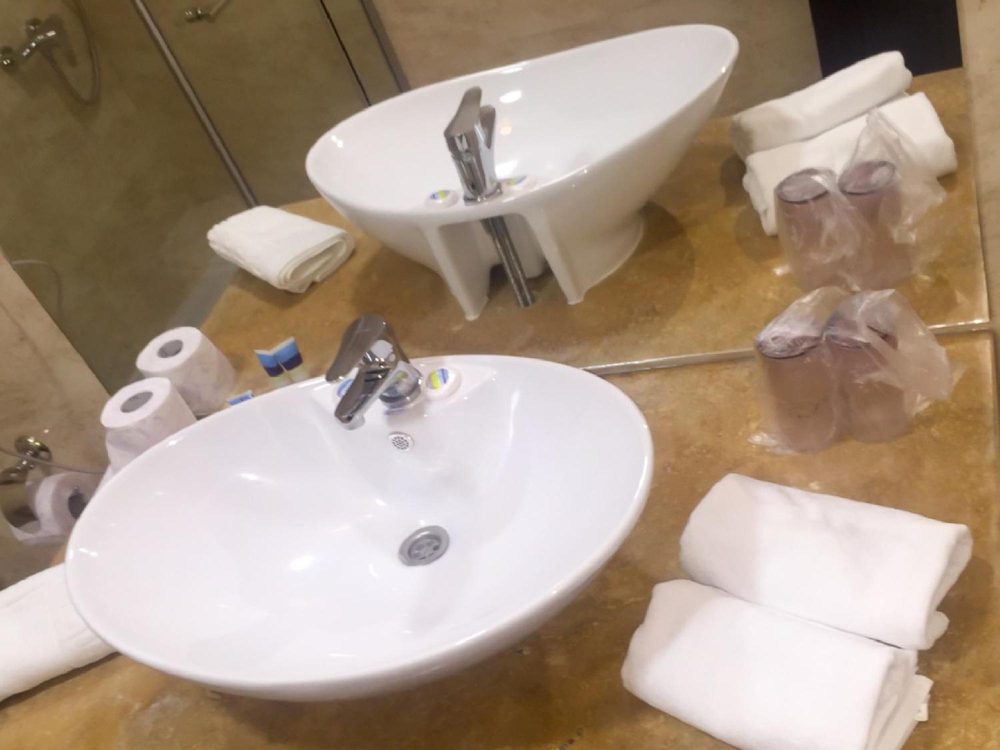 Laura Holiday Otel Brăila Oda fotoğraf